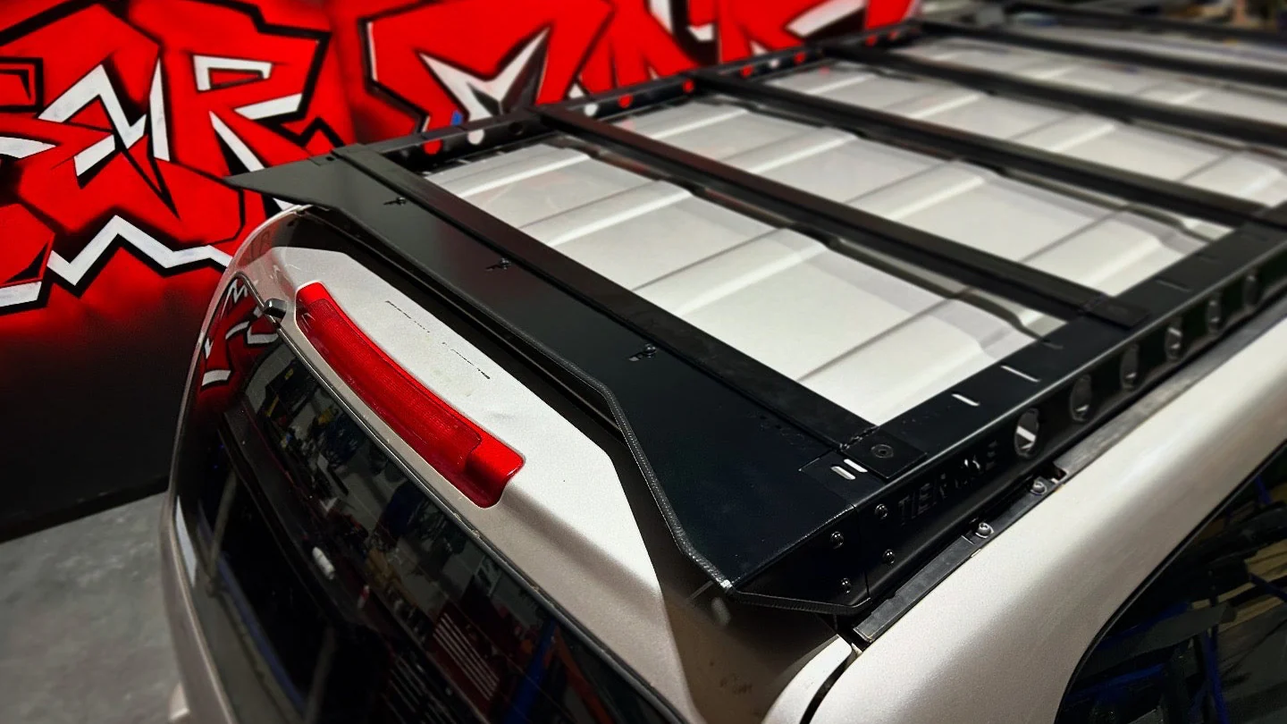 Toyota LandCruiser 100/105 Series Rear Wings - Image 3