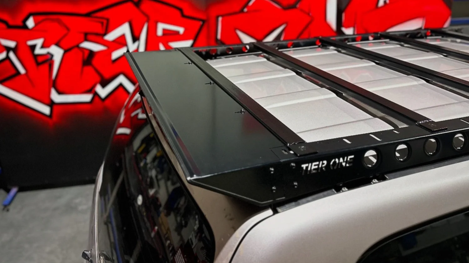 Toyota LandCruiser 100/105 Series Rear Wings - Image 4