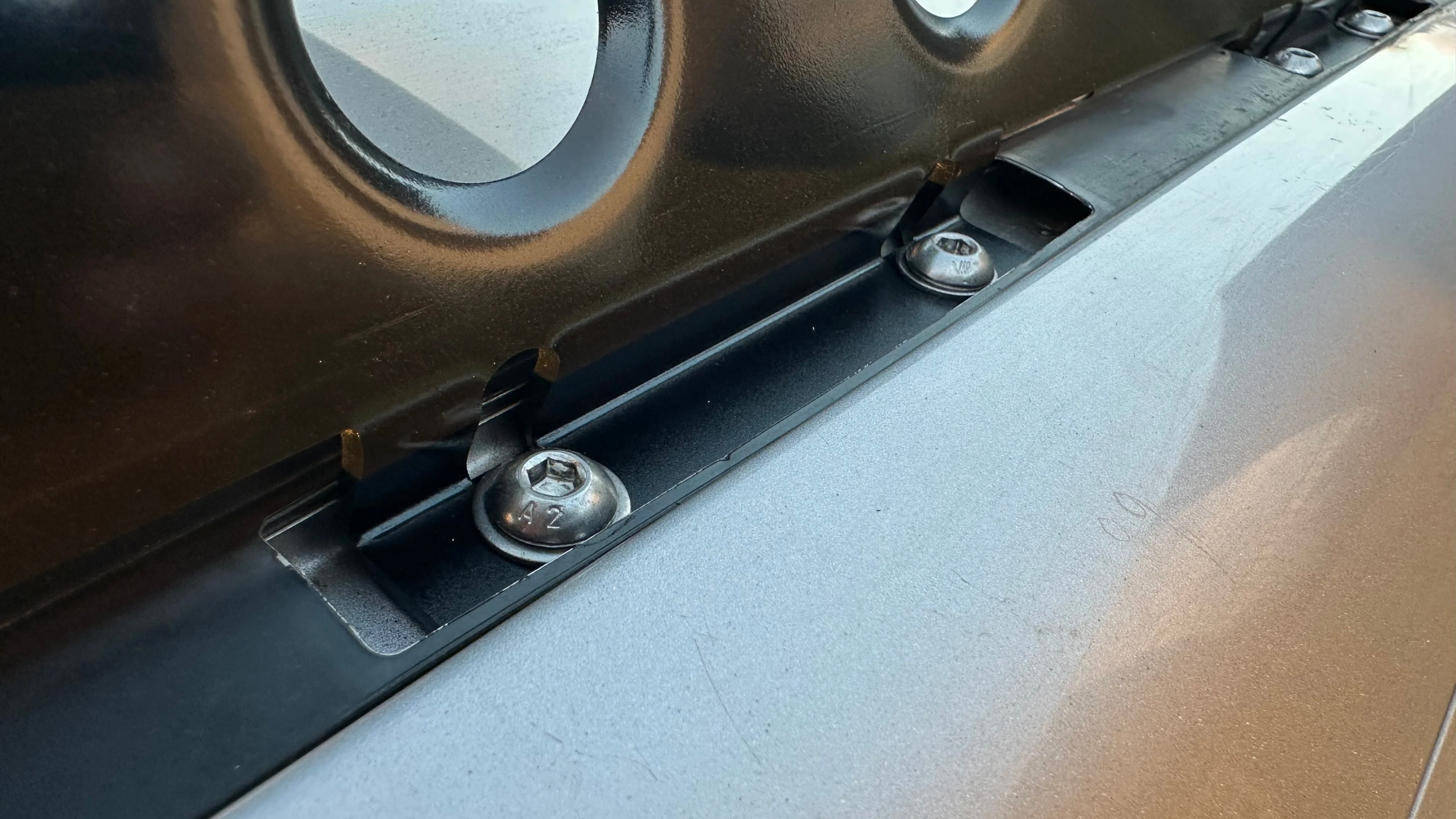 Toyota LandCruiser 100/105 Series Roof Rack Rail Sides - Image 16