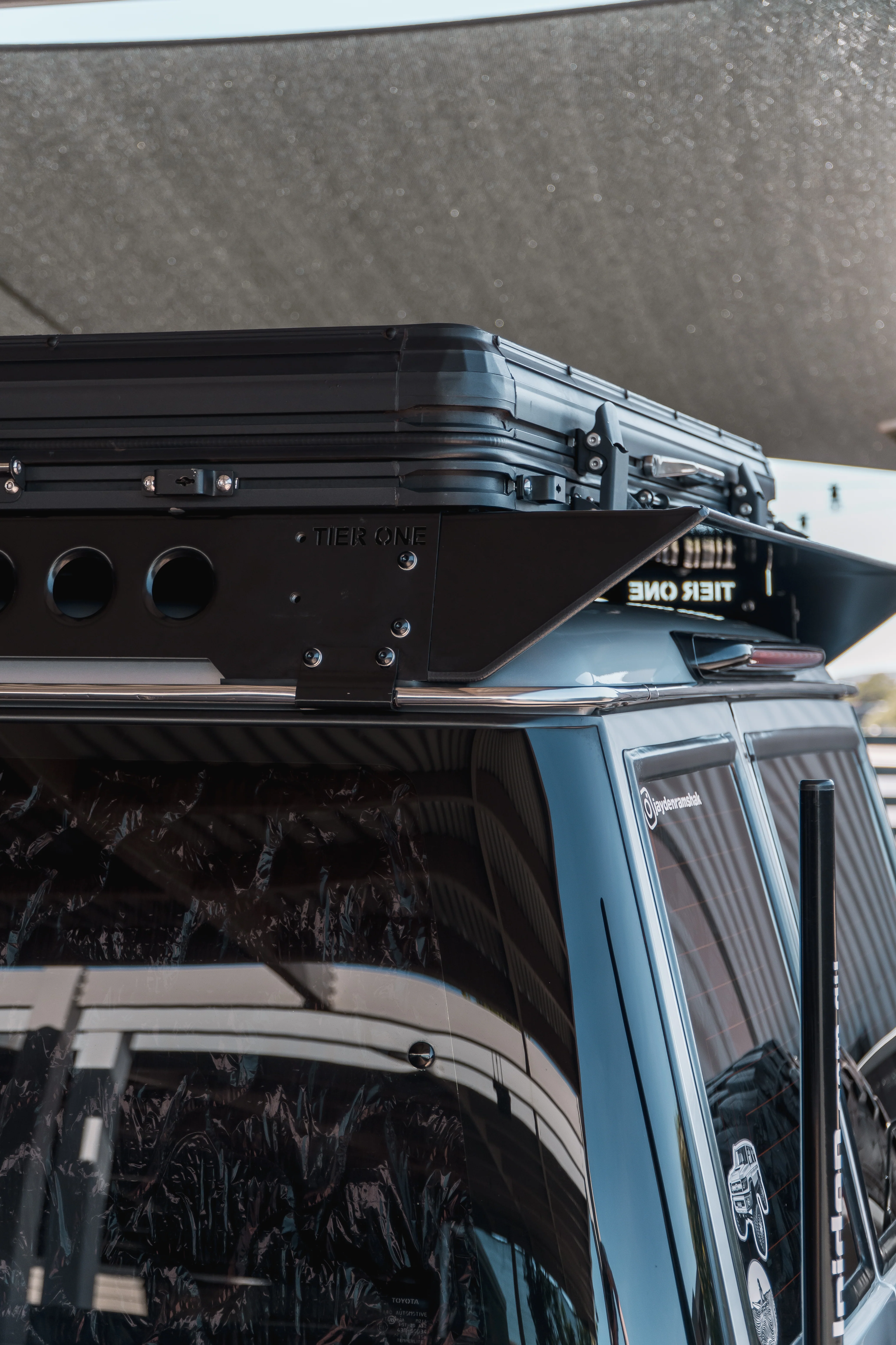 Toyota LandCruiser 76 Series Rear Wing - Image 3