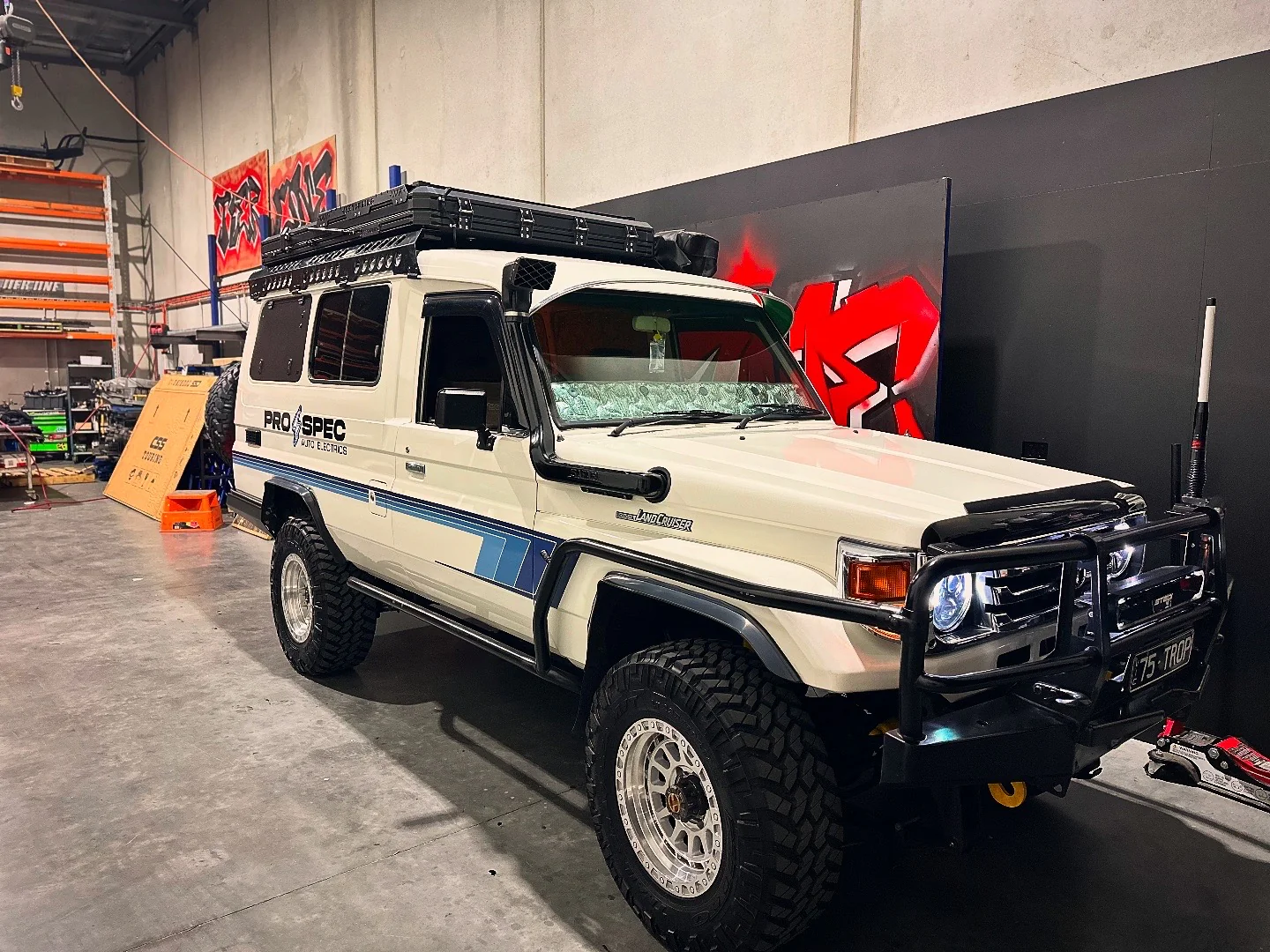 Toyota LandCruiser 78 Series "Troopy" Roof Rack Rail Sides - Image 16