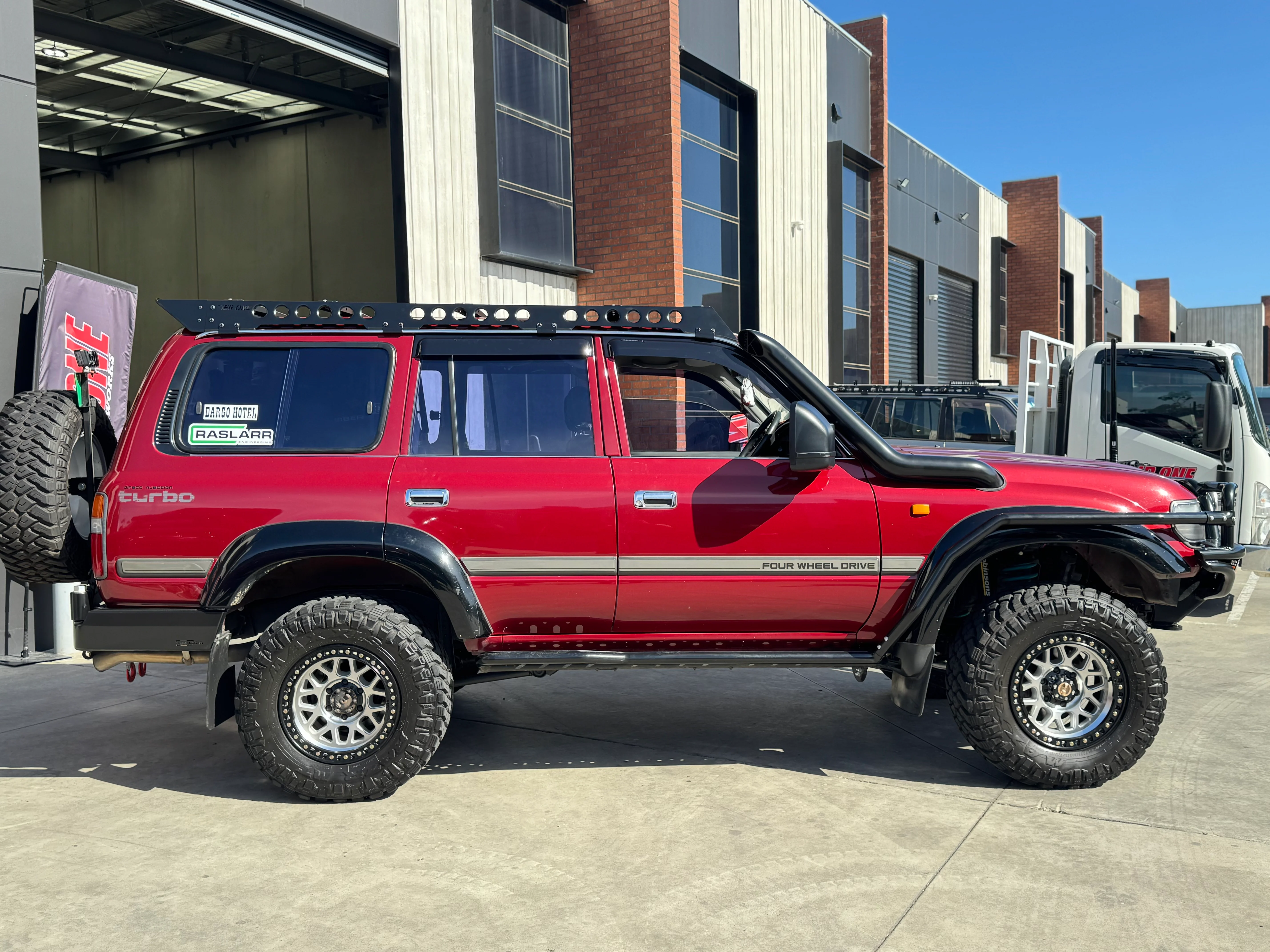 Toyota LandCruiser 80 Series Roof Rack (LPLD) - Image 11