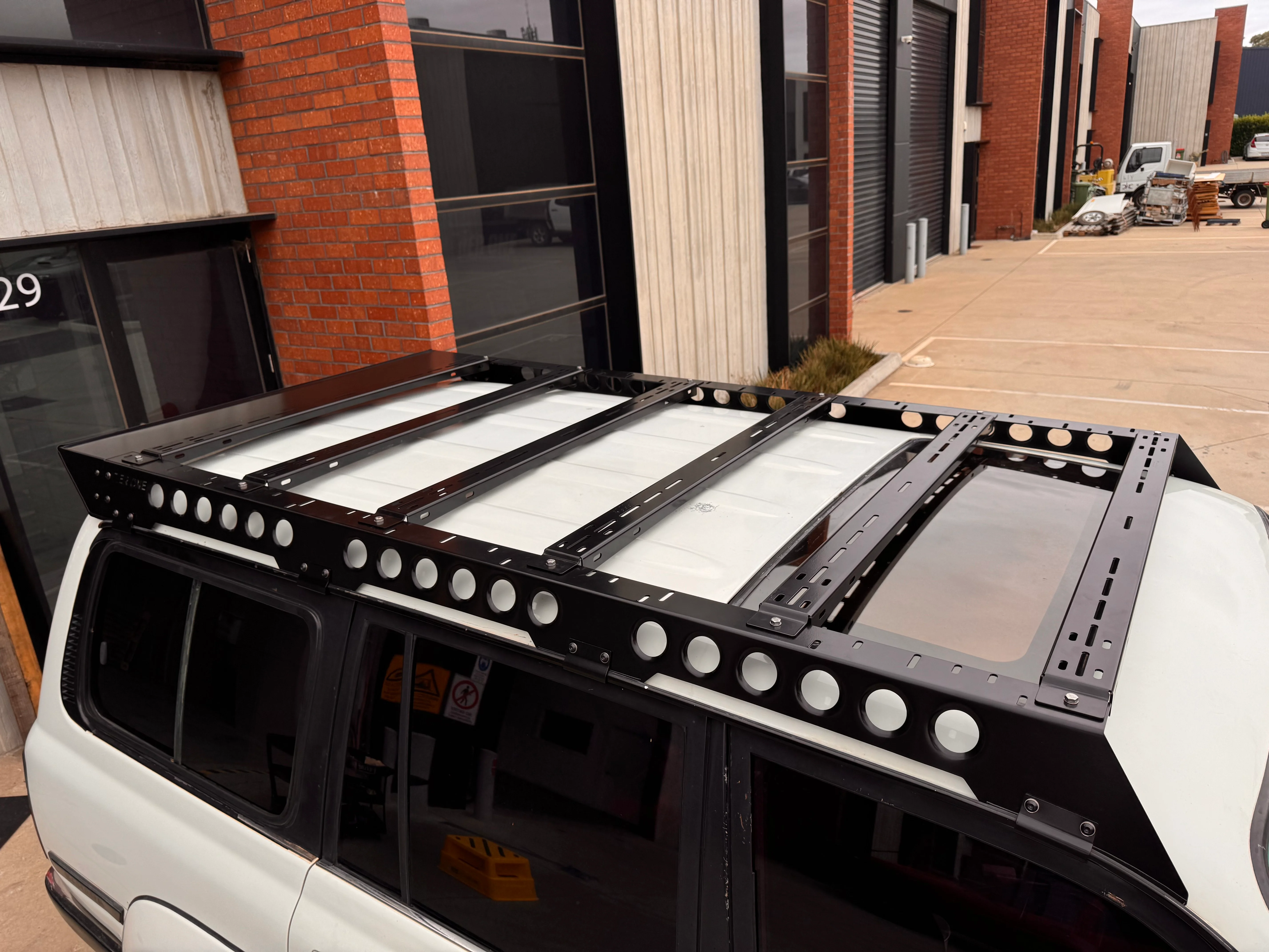 Low Profile Light Duty Crossbars (LPLD) - Image 23