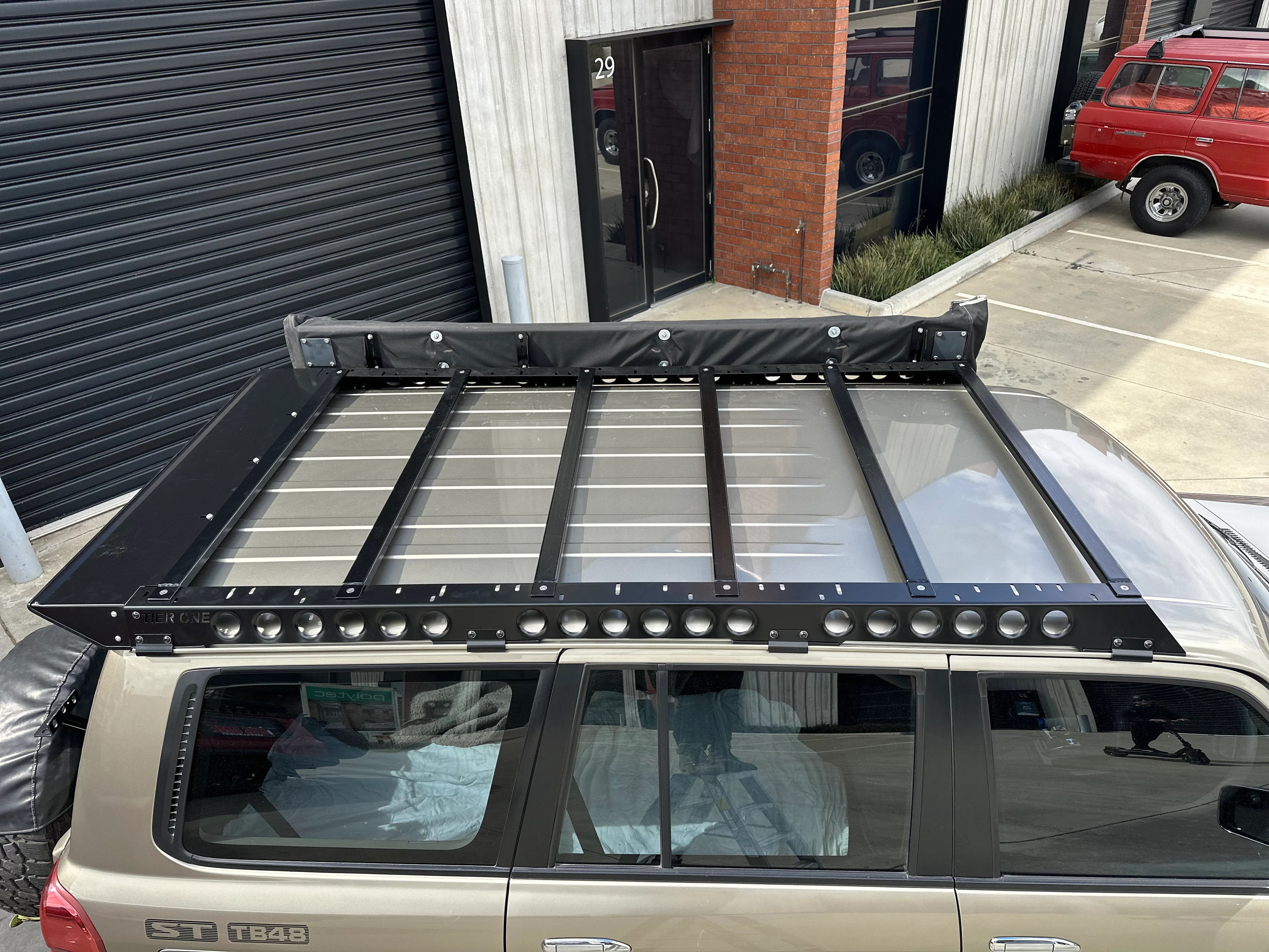 Low Profile Heavy Duty RHS Crossbars (RHS) - Image 7