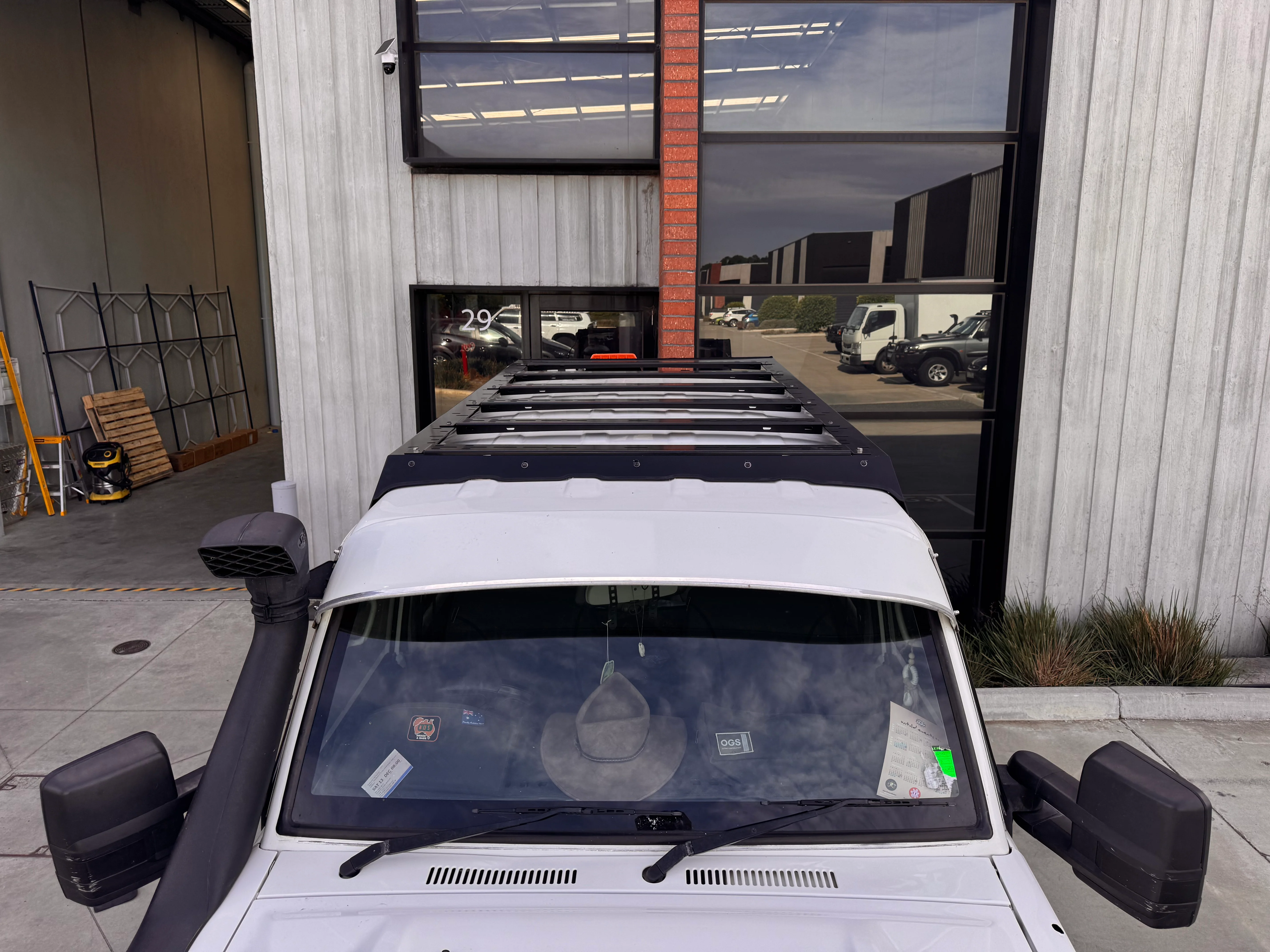 Toyota LandCruiser 76 Series Wind Deflector - Image 5
